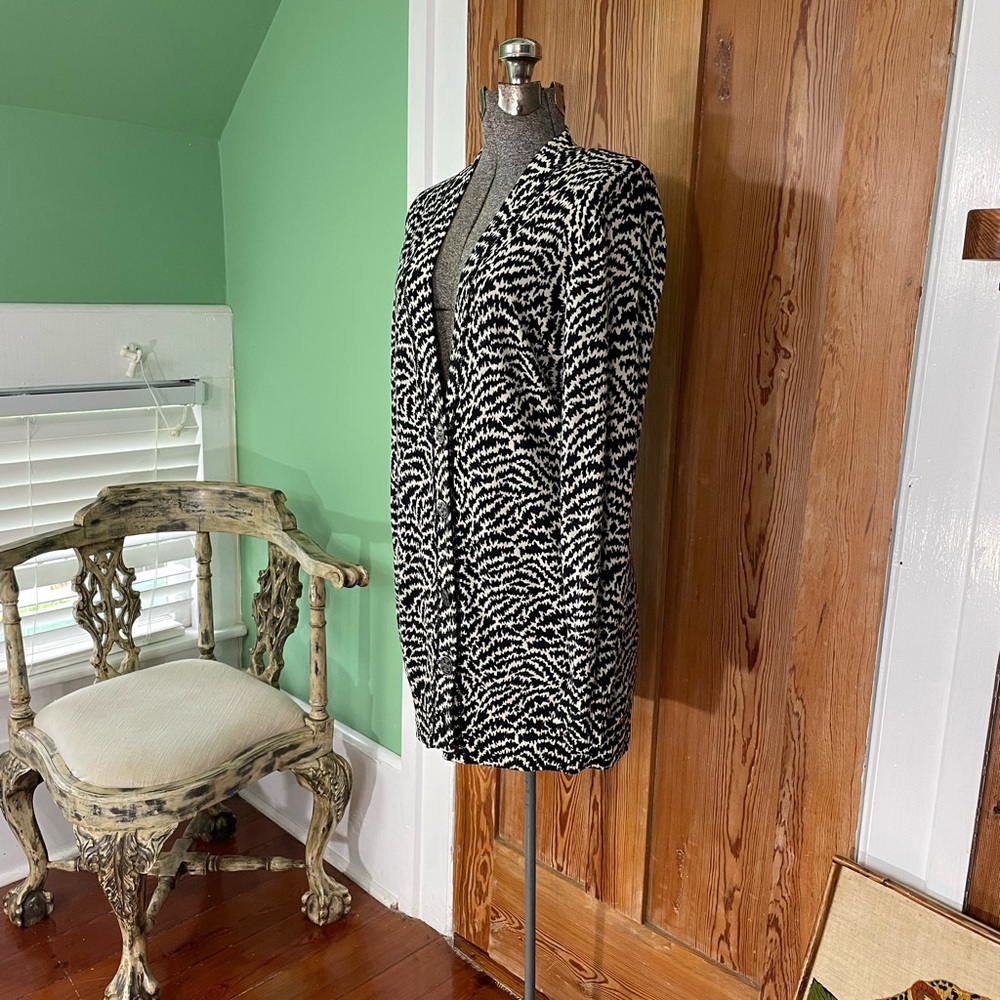 Tory Burch Simone Boyfriend Merino Wool Black & White Cardigan - Size Medium - Picture 2 of 11